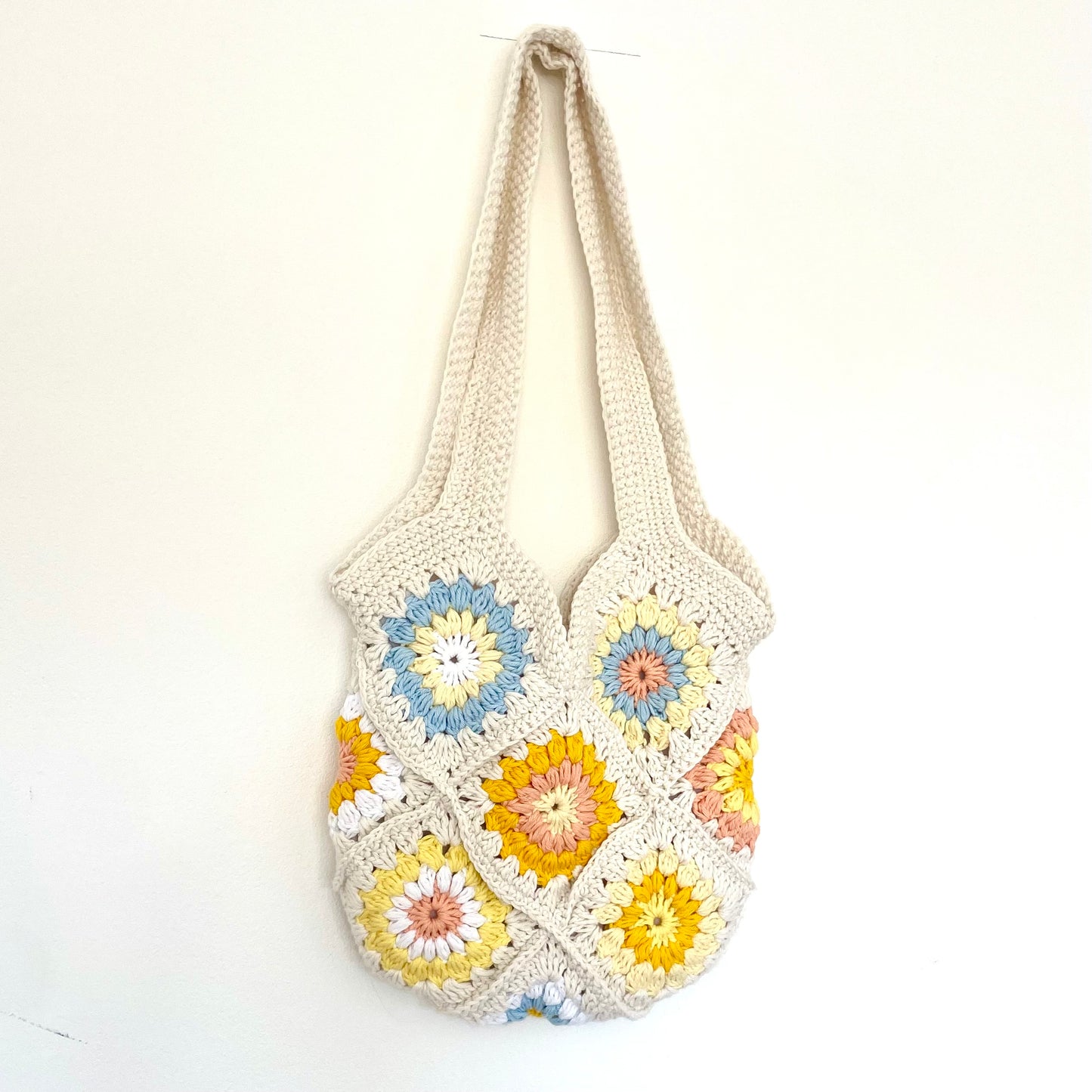 Handmade crochet Sunburst flower summer tote bag