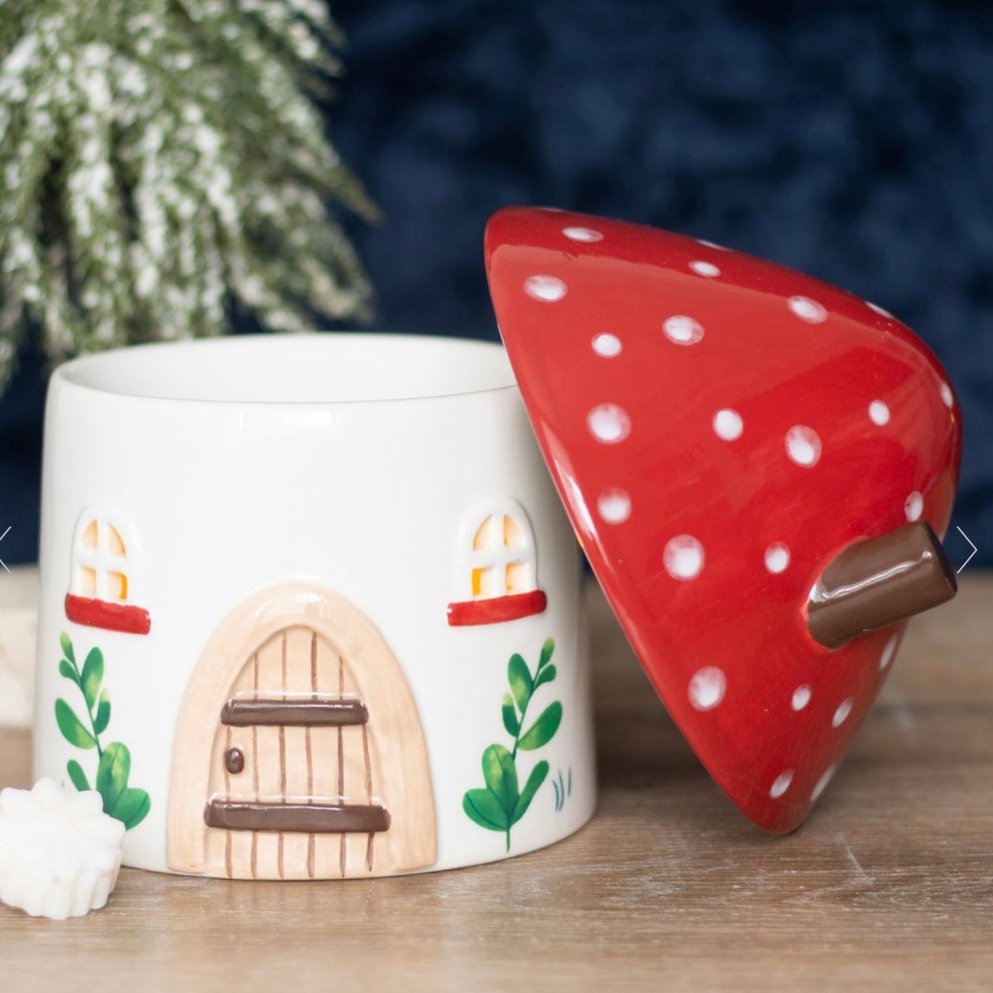 Mushroom Fairy House - Ceramic Wax Melt Burner