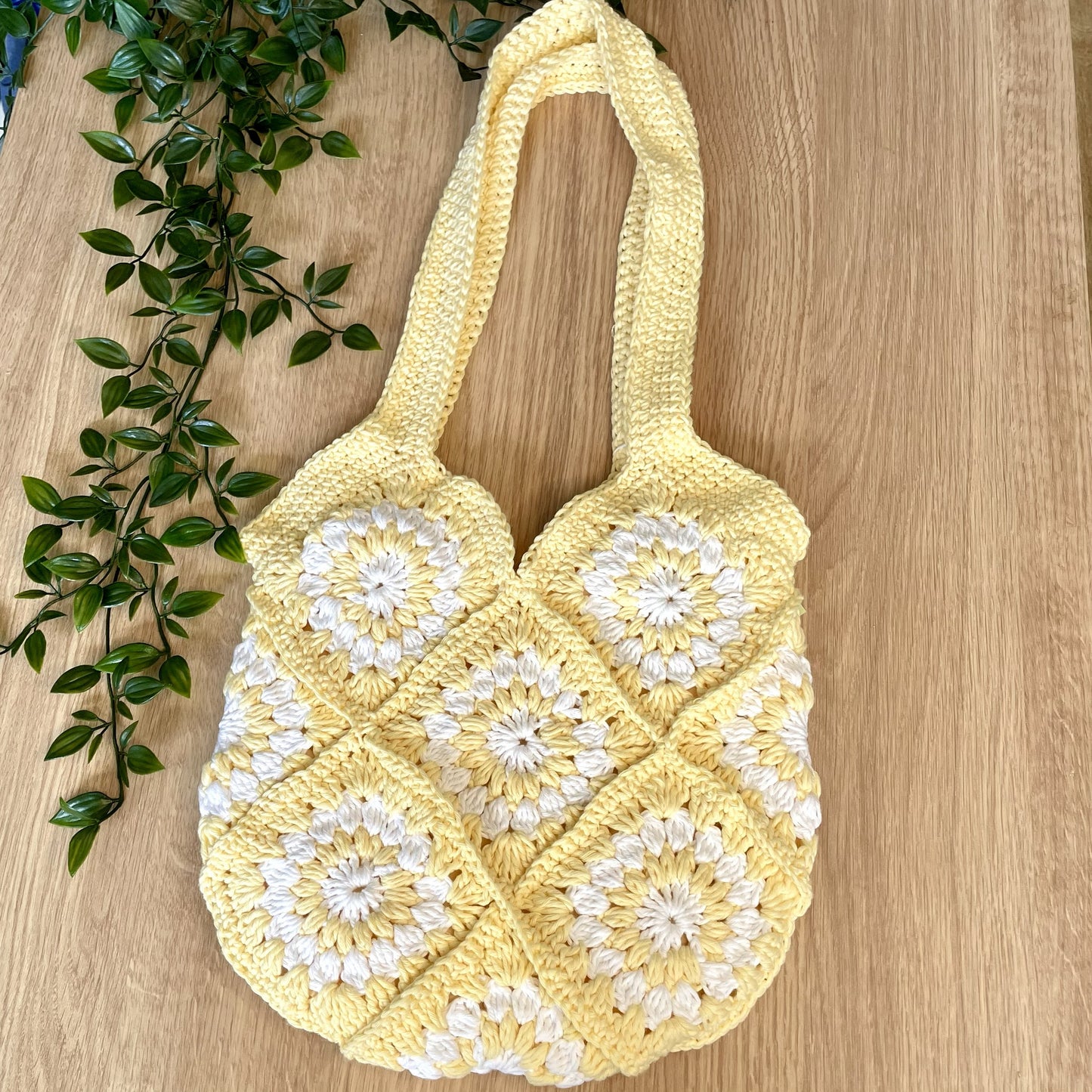 Handmade crochet lemon flower summer tote bag