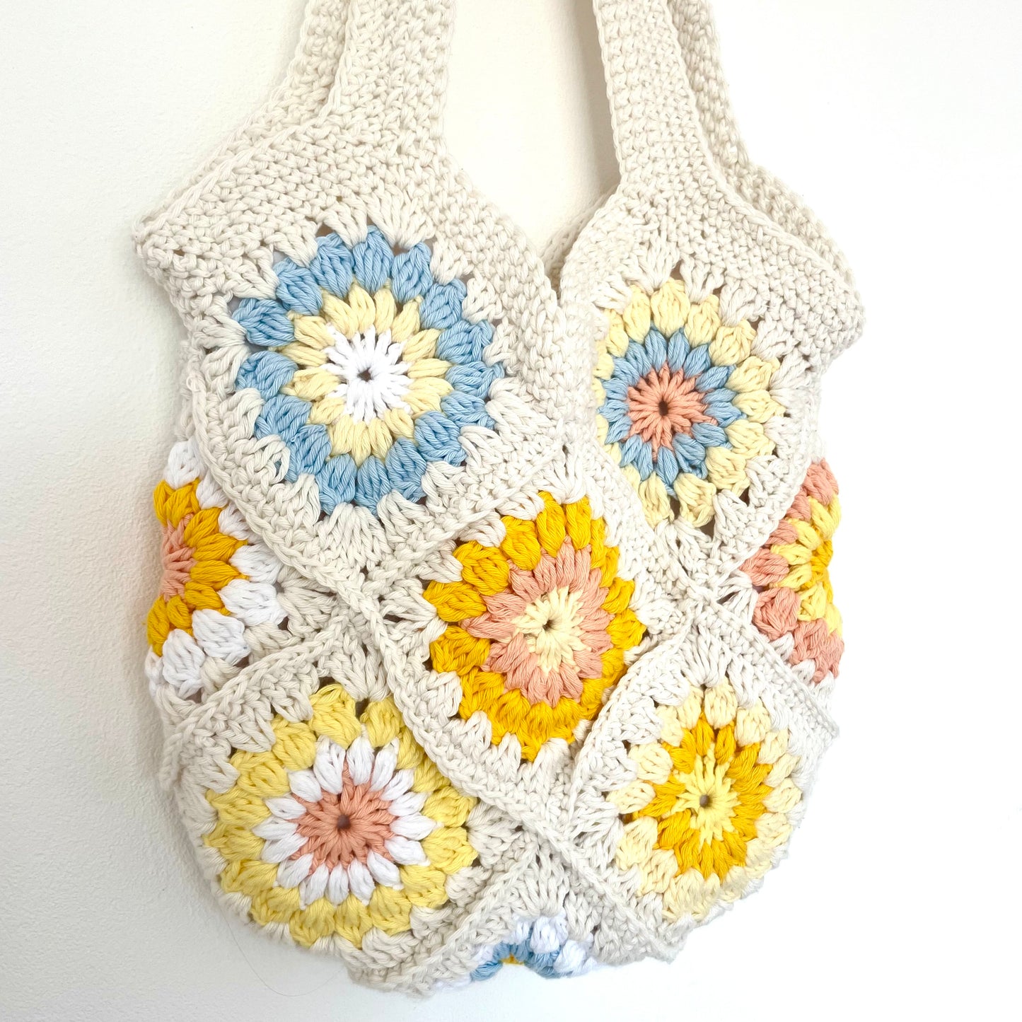 Handmade crochet Sunburst flower summer tote bag