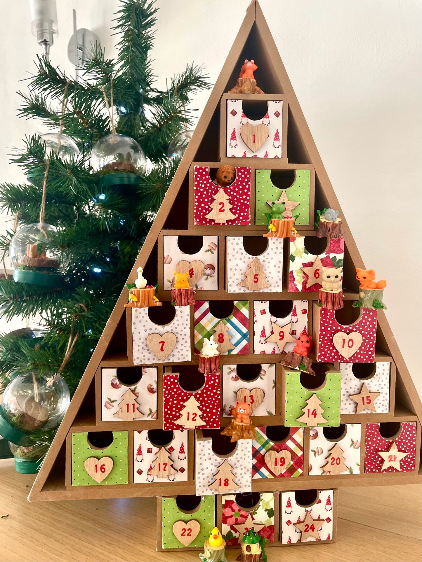 `Create Your Woodland` Advent Calendar